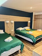 ARMOR HOTEL