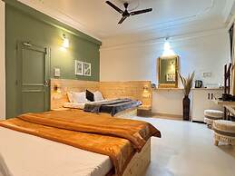 The Royal Orchard Kasol