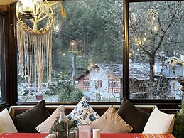 The Royal Orchard Kasol