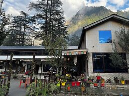 The Royal Orchard Kasol