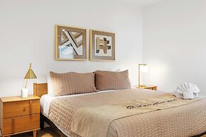 @marbella Lane - 3BR Coastal Retreat w/ Luxe Touch