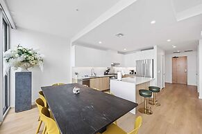 @marbella Lane - 3BR Coastal Retreat w/ Luxe Touch