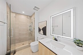 @marbella Lane - 3BR Coastal Retreat w/ Luxe Touch