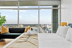 @marbella Lane - 3BR Coastal Retreat w/ Luxe Touch