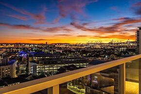 @ Marbella Lane - Grand 2BR w/ Beach & Ocean Views