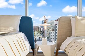 @ Marbella Lane - Grand 2BR w/ Beach & Ocean Views