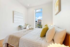 @ Marbella Lane - Grand 2BR w/ Beach & Ocean Views