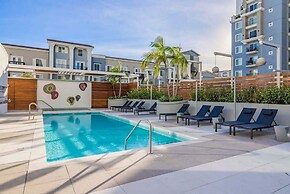 @ Marbella Lane - Grand 2BR w/ Beach & Ocean Views