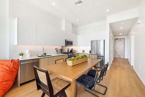 @ Marbella Lane - Grand 2BR w/ Beach & Ocean Views