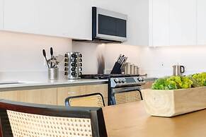 @ Marbella Lane - Grand 2BR w/ Beach & Ocean Views