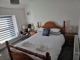 Eden Rose Cottage in Morecambe hot tub