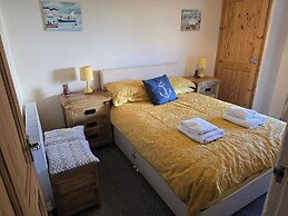 Eden Rose Cottage in Morecambe hot tub