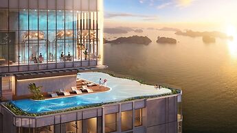 Lotus Alacarte Ha Long Hotel