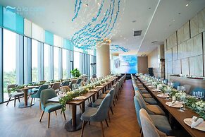 Lotus Alacarte Ha Long Hotel