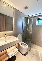 Lotus Alacarte Ha Long Hotel