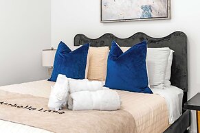 @ Marbella Lane -serenity Vista Apt Oceanview