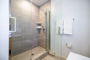 @ Marbella Lane - Sleek Corner Ocean View