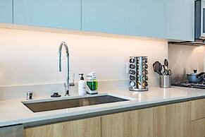 @ Marbella Lane - Sleek Corner Ocean View