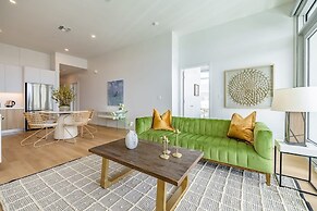 @ Marbella Lane - Sleek Corner Ocean View