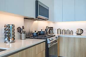 @ Marbella Lane - Sleek Corner Ocean View