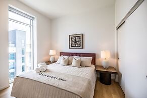 @ Marbella Lane - Sleek Corner Ocean View