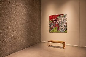 @ Marbella Lane - Sleek Corner Ocean View