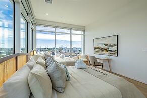 @ Marbella Lane - Sleek Corner Ocean View