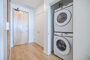 @ Marbella Lane - Sleek Corner Ocean View