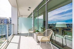 @ Marbella Lane - Sleek Corner Ocean View