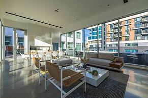 @ Marbella Lane - Sleek Corner Ocean View