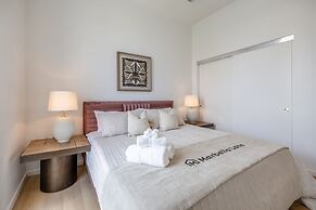 @ Marbella Lane - Sleek Corner Ocean View