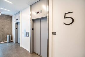 @ Marbella Lane - Sleek Corner Ocean View