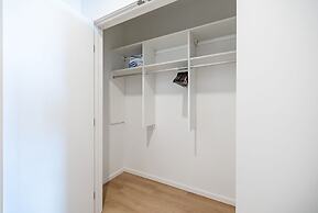 @ Marbella Lane - Sleek Corner Ocean View