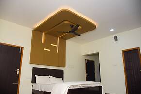 MRT Grand Residency