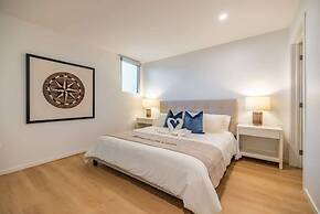 @ Marbella Lane - Luxurious 3BR Penthouse