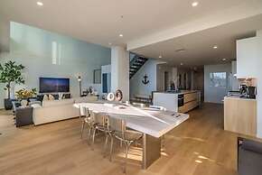 @ Marbella Lane - Luxurious 3BR Penthouse