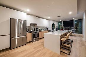 @ Marbella Lane - Luxurious 3BR Penthouse