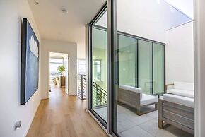 @ Marbella Lane - Luxurious 3BR Penthouse