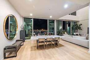 @ Marbella Lane - Luxurious 3BR Penthouse