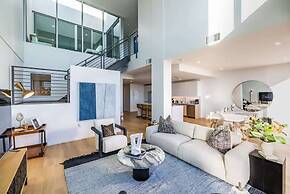 @ Marbella Lane - Luxurious 3BR Penthouse