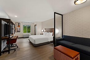 Everhome Suites Rochester Greece