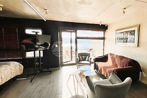 Exclusivo y moderno depto. Mirador Barón