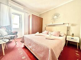 Cozy one Bedroom Apartment Pietra Storica