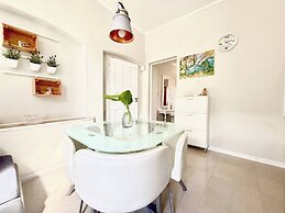 Cozy one Bedroom Apartment Pietra Storica