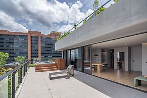 Wake BioHotel