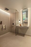 Wake BioHotel