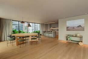 Wake BioHotel