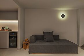 Wake BioHotel
