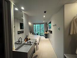 Wake BioHotel