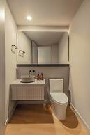 Wake BioHotel